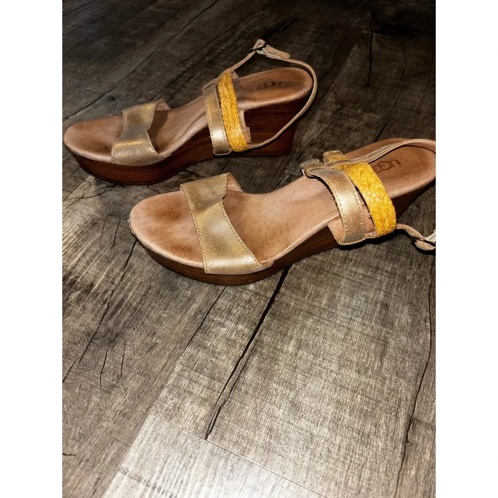 UGG Australia Lucianna Metallic Gold Yellow Braided Wedge Sandals W7
